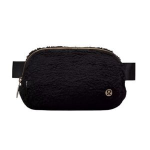 Lululemon Everywhere Belt Bag 1L *Fleece‎